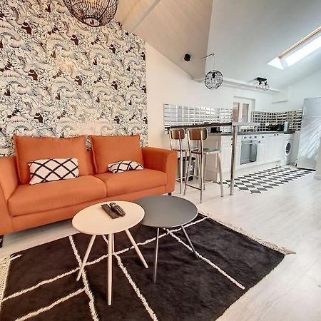 Bienvenue A La Tatoo Room Bourgoin-Jallieu Zewnętrze zdjęcie