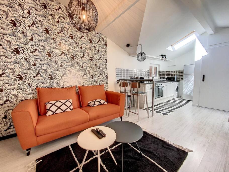 Bienvenue A La Tatoo Room Bourgoin-Jallieu Zewnętrze zdjęcie